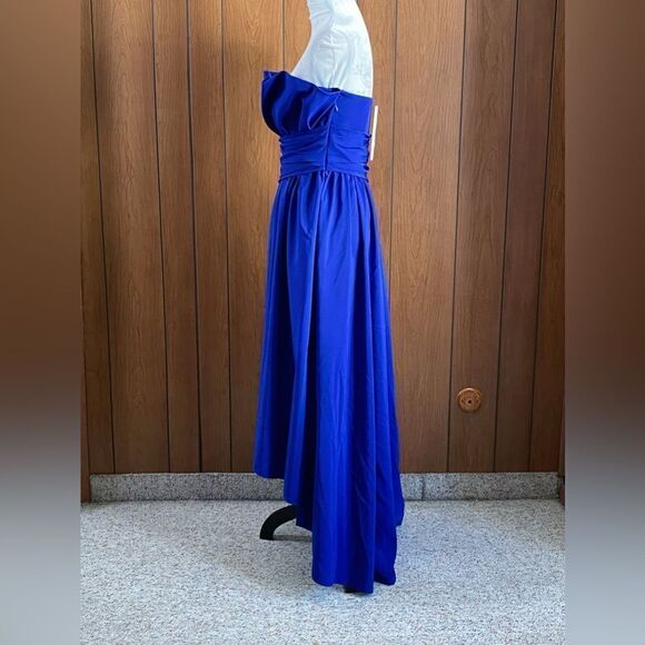 ML MONIQUE LHUILLIER Strapless asymmetric pleated taffeta gown size 4 - Picture 5 of 11